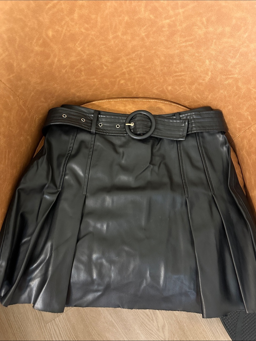 Zara Black Faux Leather Pleated Mini Skirt with Round-Buckle Belt